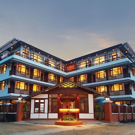 Hotel Maineli Nyaung Shwe Dış mekan fotoğraf